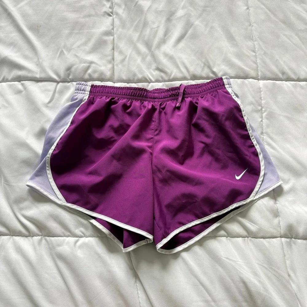 Nike Dri-FIT Tempo Running Shorts Purple Lavender White Trim Girls Large Active
